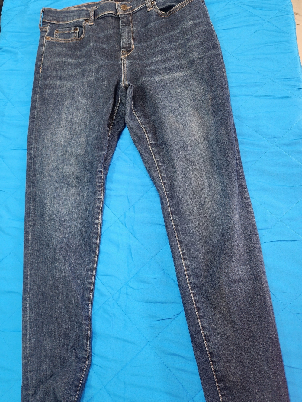 Banana Republic Women's Skinny Jeans in Dark Blue Wash